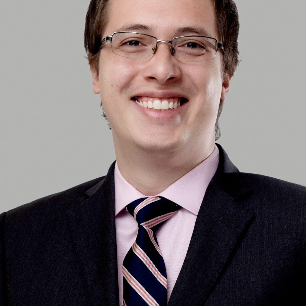15. Dr. Santiago Sánchez Londoño
